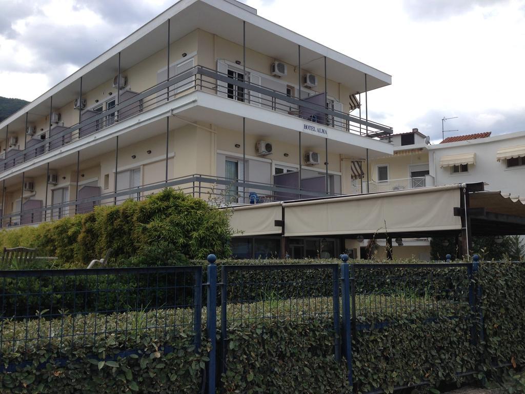Alma Hotel Kamena Vourla Exterior foto